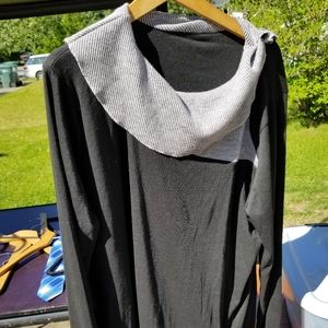 Cowl neck tunic with button detail